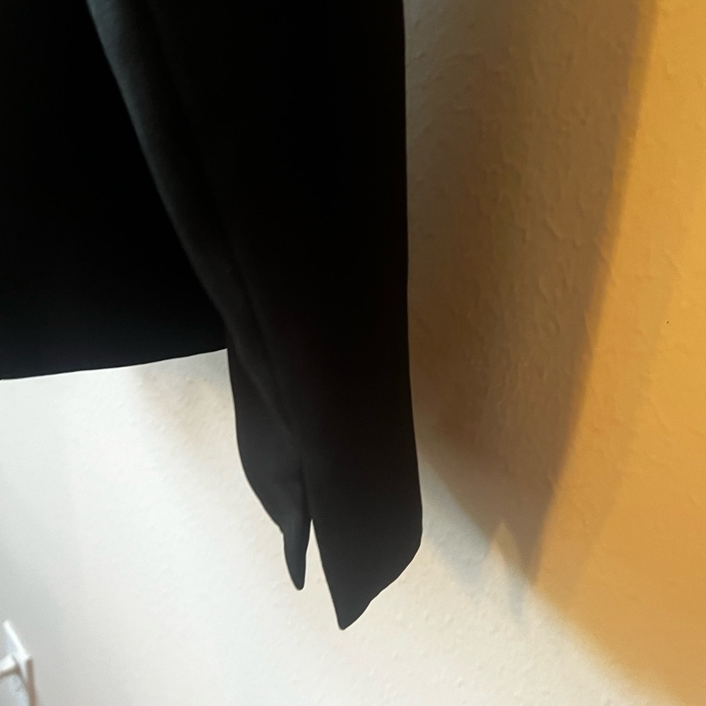 Le Suit Size 8 Black 4 Button Fitted Blazer Womens - Picture 5 of 5